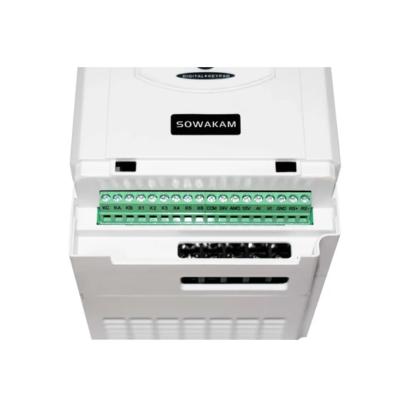 Sowakam SW200-022G3B 3 fázisú 400V 22 kW frekvenciaváltó